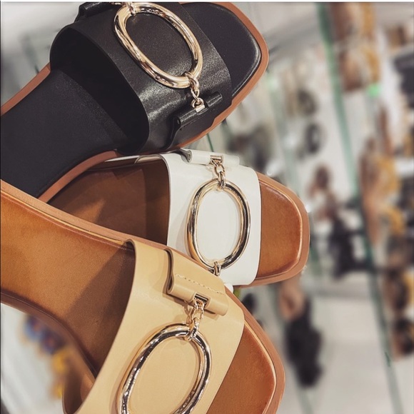 White Gold Detailing Slip On Sandal - Picture 5 of 8